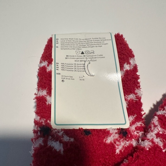 PJ salvage fuzzy socks one size - Picture 2 of 2